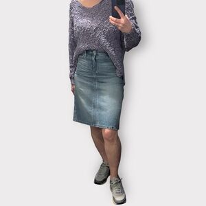 Y2K Denim Pencil Skirt Size 1 XS Medium Wash Knee Length 2004 Mid Rise junior